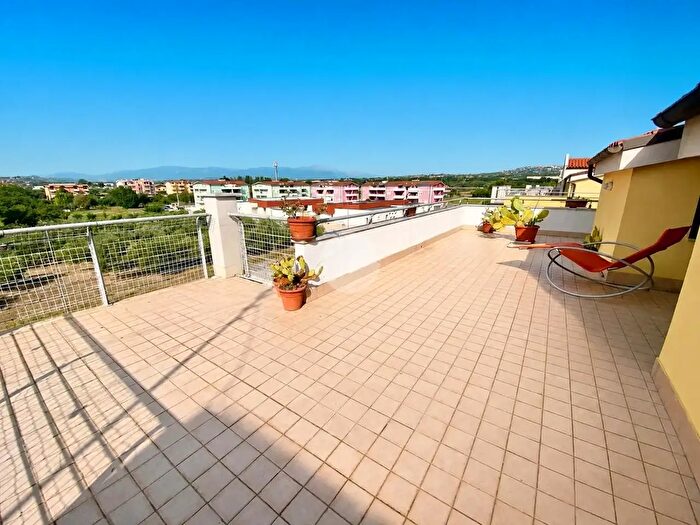 Appartamento con 5 locali in vendita in Via Giuseppe Verdi, Montesilvano