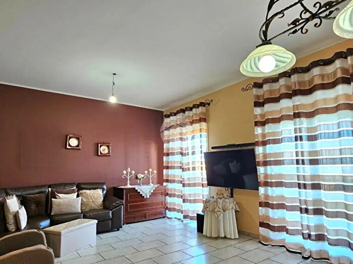 Appartamento quadrilocale in vendita in Via Antonio Raccuglia, Palermo