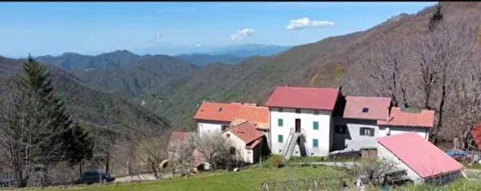 Casa quadrilocale in vendita in Località Buoni di Pentema, Torriglia