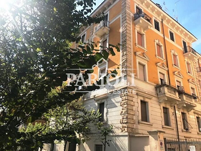 Appartamento trilocale in affitto in Via Eleonora Duse, Parioli, Roma