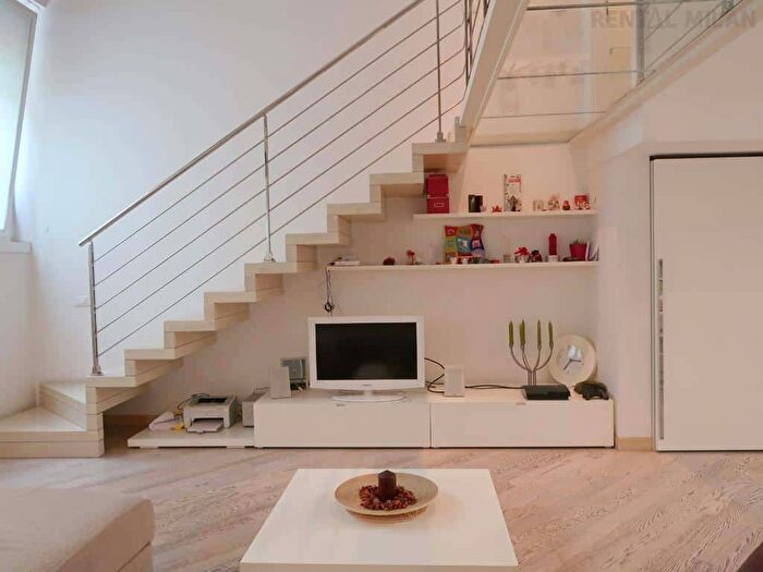 Appartamento trilocale in affitto in Via Pietro Pomponazzi, Pezzotti Meda, Milano