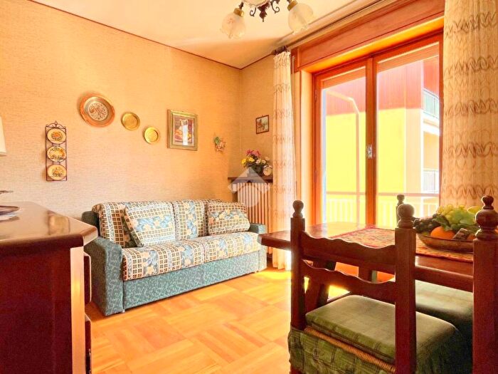 Appartamento bilocale in affitto in Via G F Medail, Centro, Bardonecchia