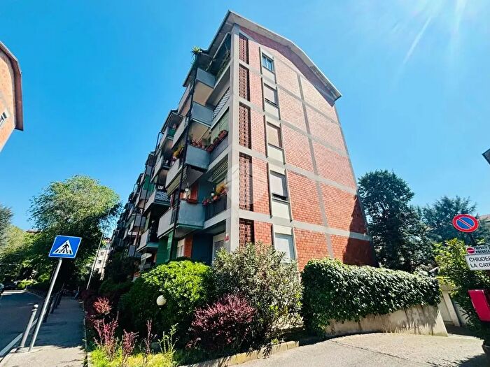 Appartamento trilocale in vendita in Via Pellegrino Pellegrini, Monza