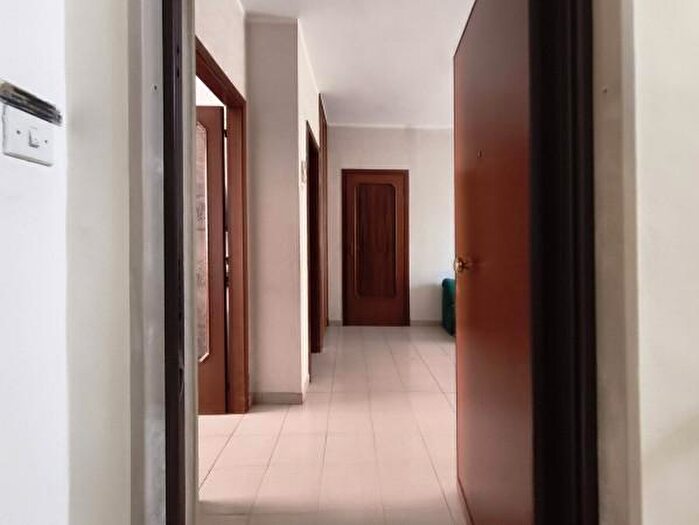 Appartamento trilocale in vendita in Via Federico Fellini, Cosenza