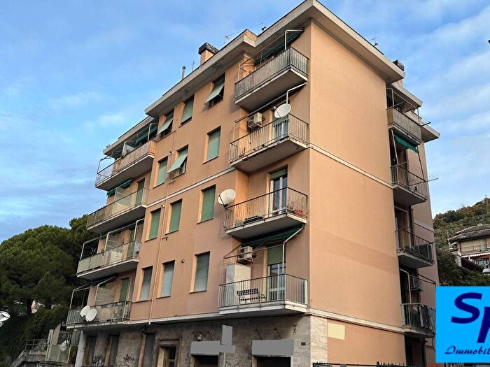 Appartamento trilocale in affitto in Quinto, Genova