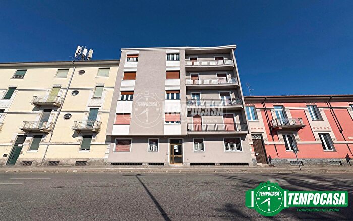 Appartamento trilocale in vendita in Via Mario Maggioli, Alessandria