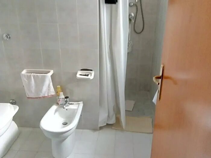 Casa con 10 locali in vendita in Frazione Ripe, Civitella Del Tronto