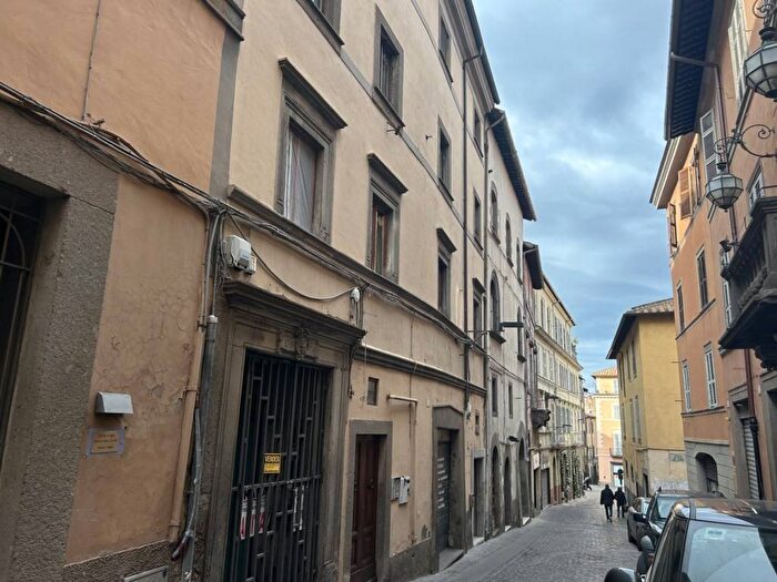 Appartamento bilocale in affitto in Via Orologio Vecchio, Sacrario Piazza della Rocca, Viterbo