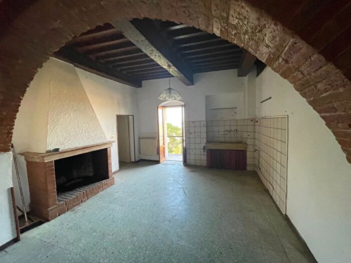 Appartamento con 7 locali in vendita in Via del Borgo, Sovicille