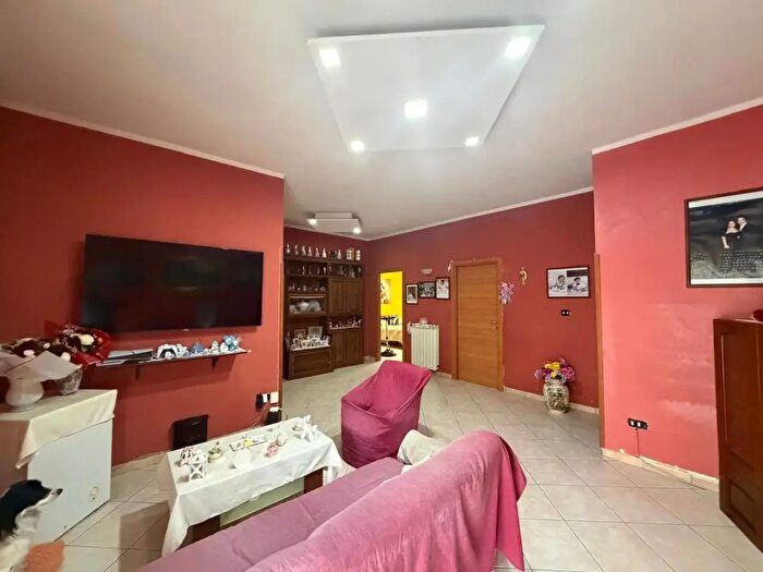 Appartamento quadrilocale in vendita in Via Rione Alcide De Gasperi, Giugliano In Campania