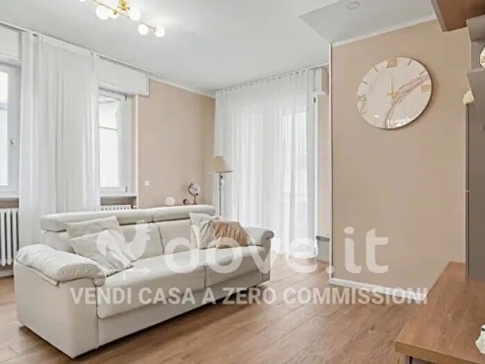Appartamento quadrilocale in vendita in Via Carlo Ottoboni, Lovere