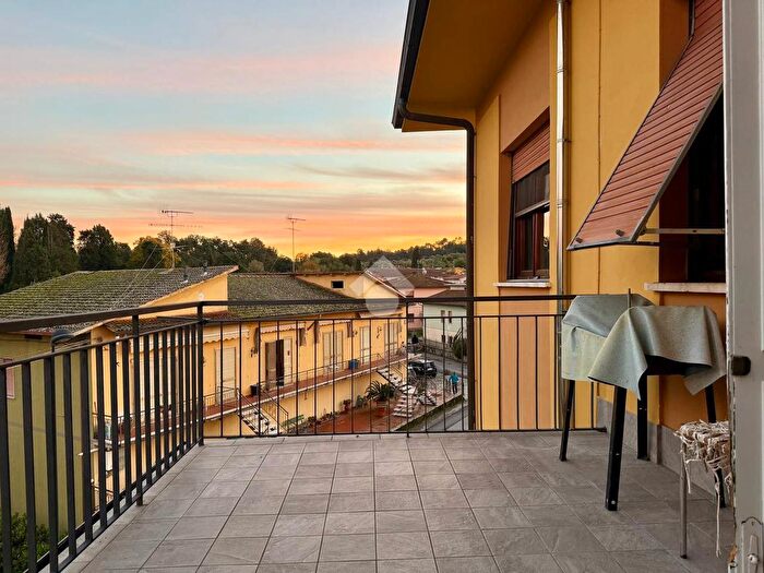 Appartamento quadrilocale in vendita in Via Mammianese Sud, Altopascio