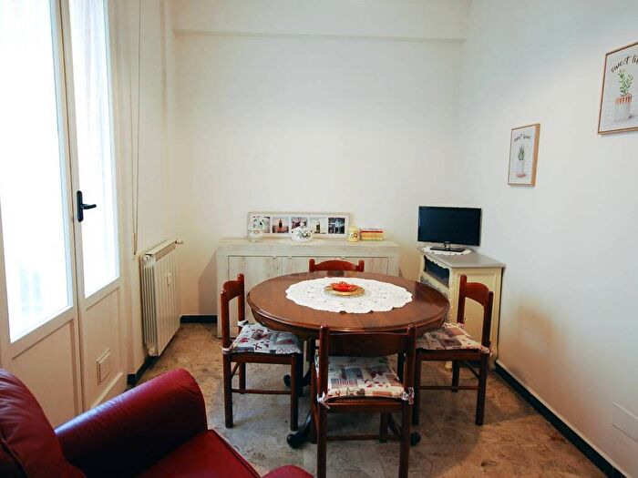 Appartamento quadrilocale in affitto in Via Gozzano, San Terenzo, Lerici
