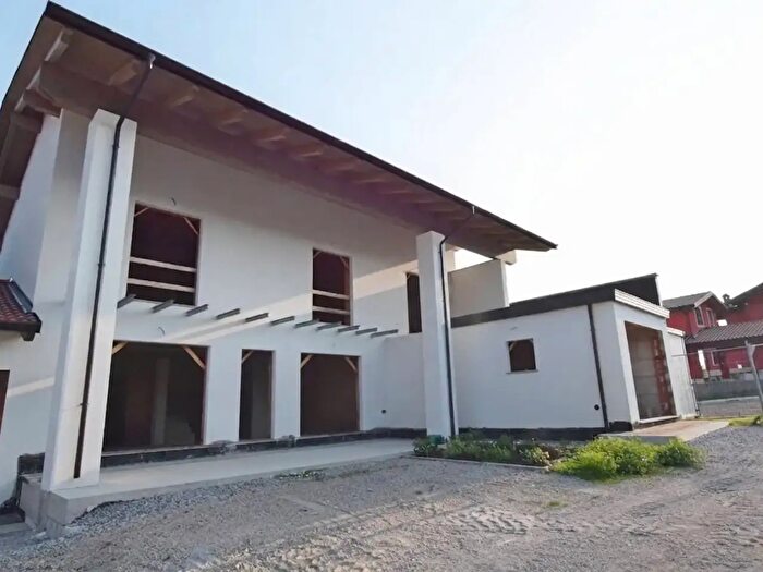 Casa con 5 locali in affitto in Nucleo Frà, Villanova Mondovi'