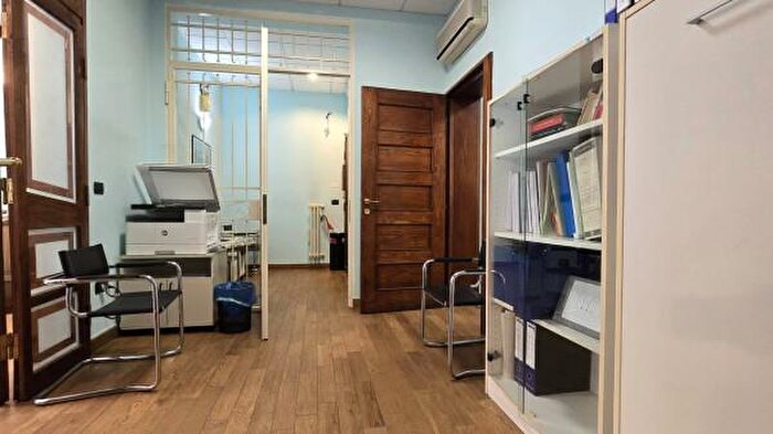 Appartamento trilocale in vendita in Via Giosuè Carducci, Pescara