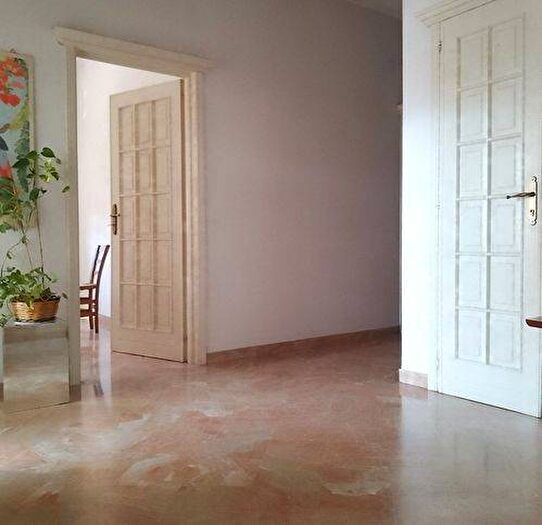 Appartamento con 6 locali in affitto in Friuli, Grottaglie