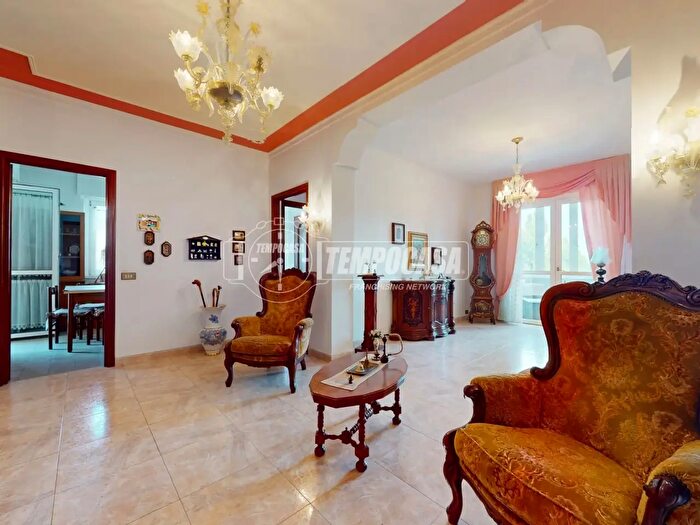 Appartamento con 5 locali in vendita in Via Giuseppe di Vittorio, Collegno