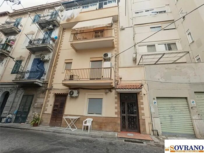 Appartamento trilocale in vendita in Palermo