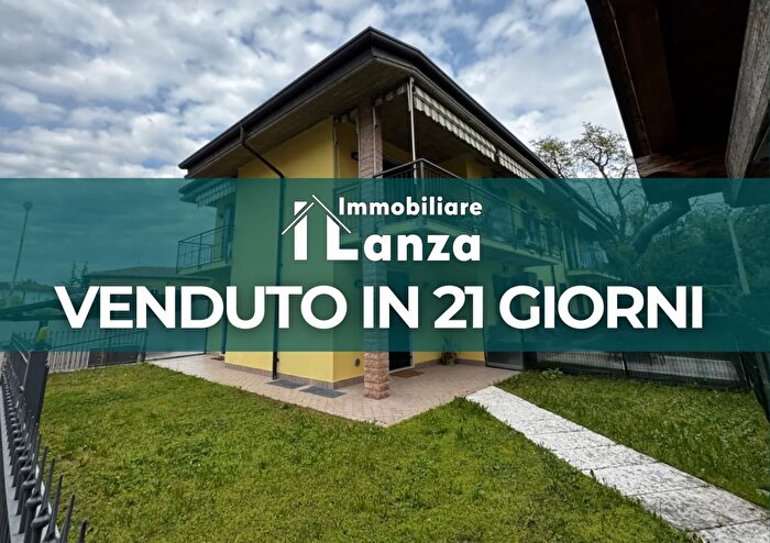 Appartamento trilocale in vendita in Vicolo Casara, Lazise