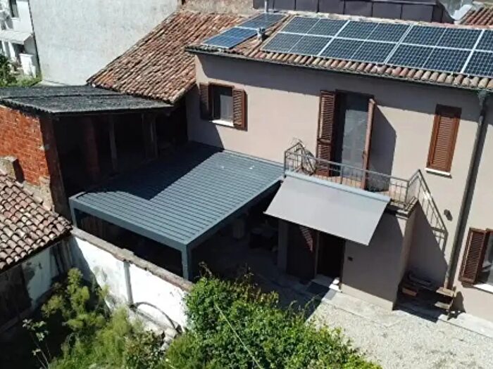 Casa trilocale in vendita in Via Giuseppe Garibaldi, Maleo