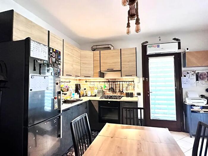 Appartamento trilocale in vendita in Santa Maria A Monte