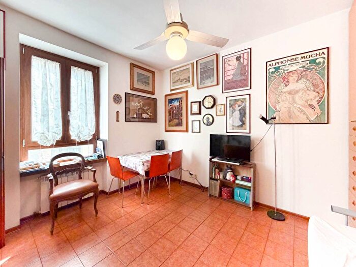Appartamento monolocale in affitto in Via Museo, Veronetta, Verona