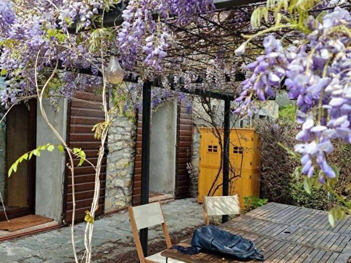 Casa con 5 locali in vendita in Quattro Castella