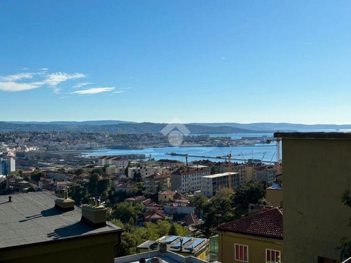 Appartamento trilocale in affitto in Via Castelmonte, Gretta, Trieste