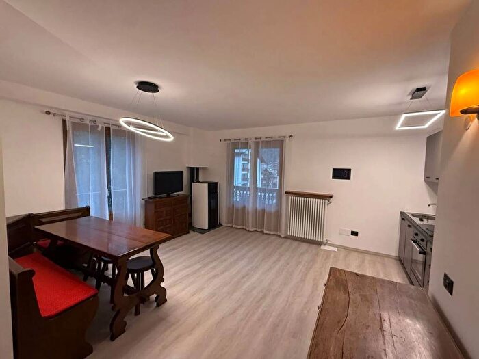 Appartamento bilocale in affitto in Chemin De LEchely, Centro, Morgex