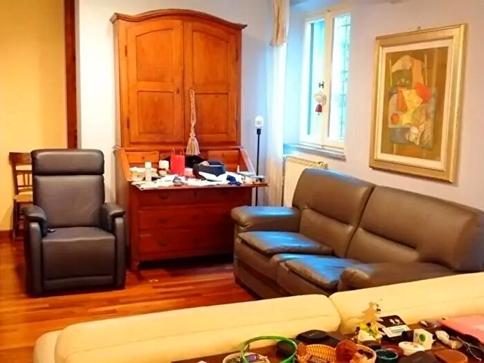 Casa con 7 locali in vendita in Pisa