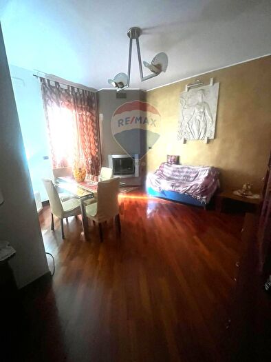 Appartamento trilocale in vendita in Via S Giorgio Martire, Bari