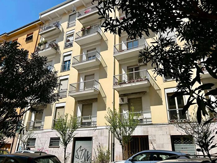 Appartamento quadrilocale in vendita in Via Pasquale Galluppi, Cosenza