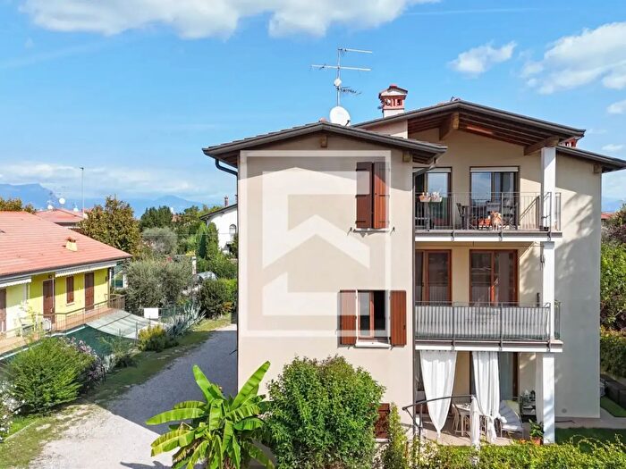 Appartamento trilocale in vendita in Unità d'Italia, Desenzano Del Garda