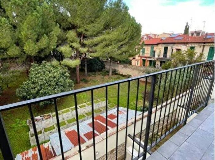 Casa con 6 locali in vendita in Firenze