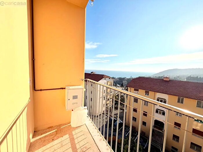 Appartamento con 5 locali in vendita in Via Gabriele dAnnunzio, Sanremo