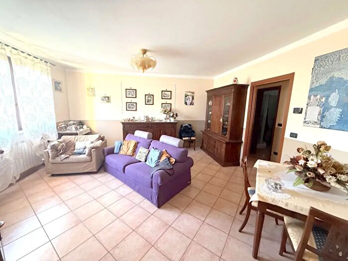 Casa con 5 locali in vendita in Novi Ligure