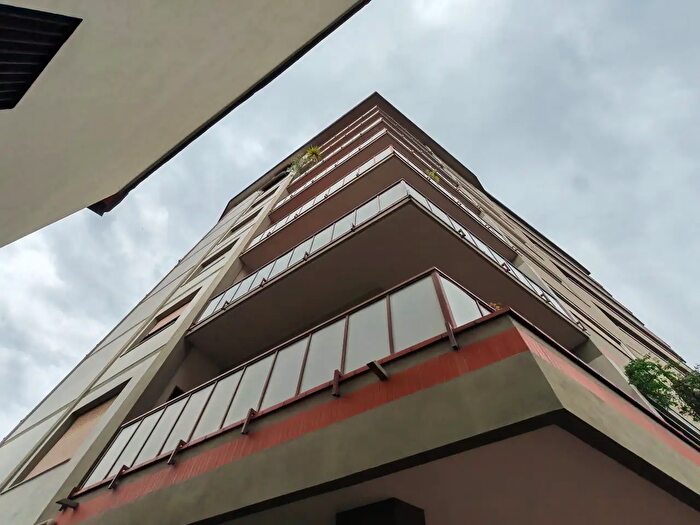 Appartamento con 5 locali in vendita in Via Pietro Toselli, Firenze