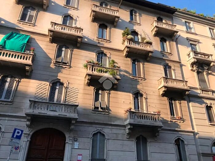 Appartamento bilocale in affitto in Via Plinio, Milano