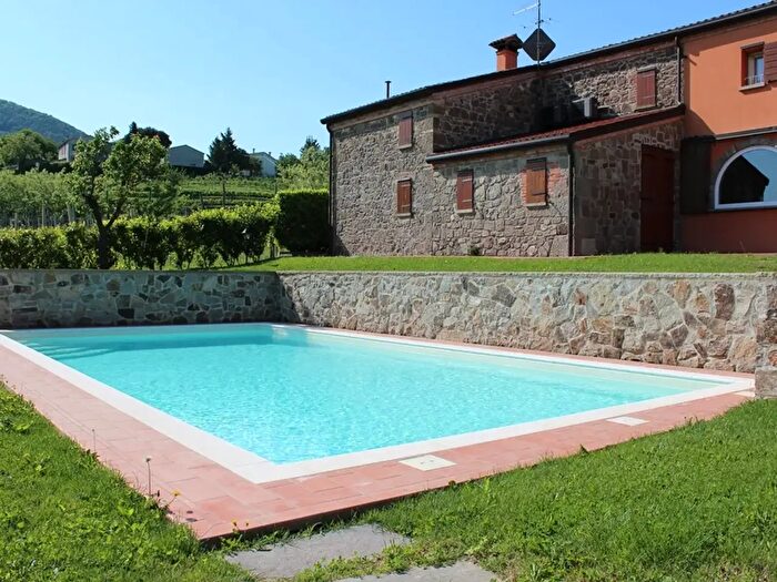 Casa con 5 locali in vendita in Via Monte Venda, Vo'