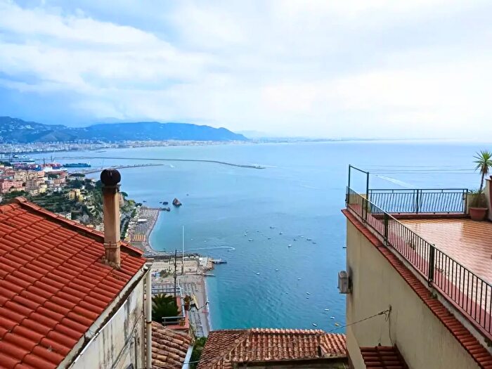Appartamento bilocale in vendita in Via Scavata, Vietri Sul Mare