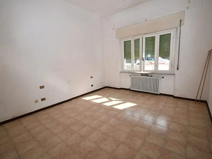 Casa con 5 locali in vendita in San Giuliano Terme