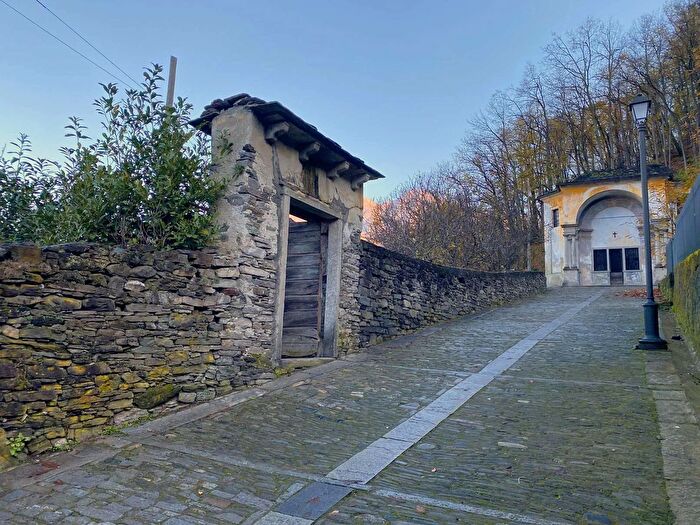 Case in Vendita e in Affitto - 2