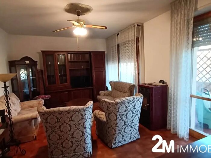 Appartamento con 7 locali in vendita in Pisa