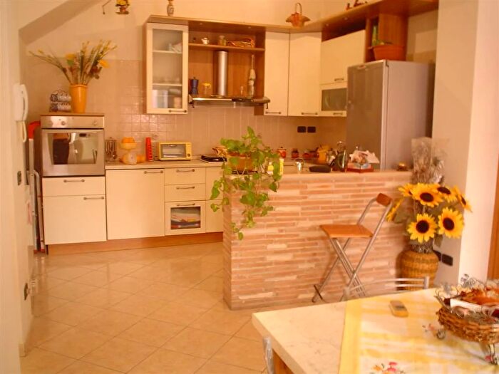 Appartamento trilocale in vendita in Fondi