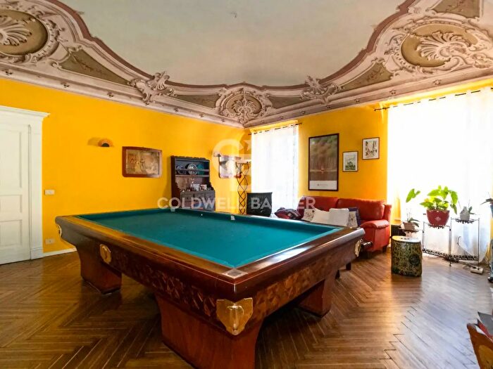 Casa con 20 locali in vendita in Via San Giovanni Bosco, Lanzo Torinese