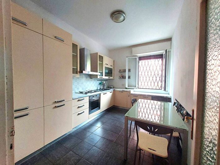 Appartamento trilocale in affitto in Via Dossi Giovanni Dosso, Buon Pastore Parco Amendola, Modena