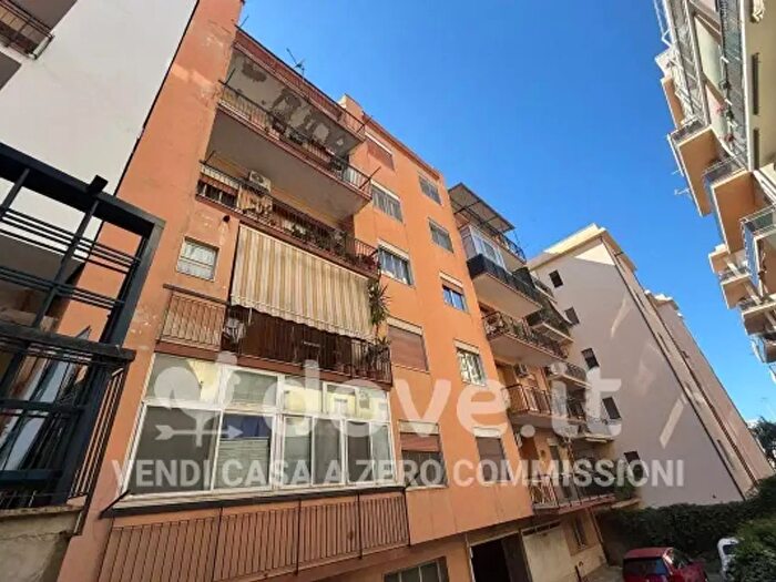 Appartamento con 5 locali in vendita in Via S Caterina Snc, Reggio Calabria