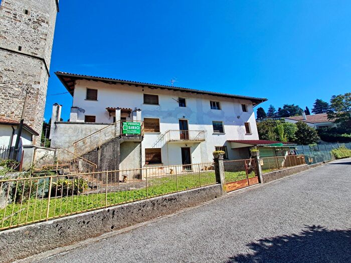 Casa con 5 locali in vendita in Via Centa San Michele, Tarcento