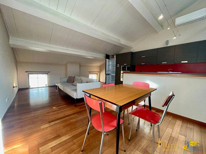 Casa bilocale in affitto in Strada Massimo DAzeglio, Parco Ducale Oltretorrente, Parma