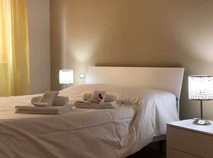 Appartamento bilocale in affitto in Via Antonello da Messina, Gambara, Milano